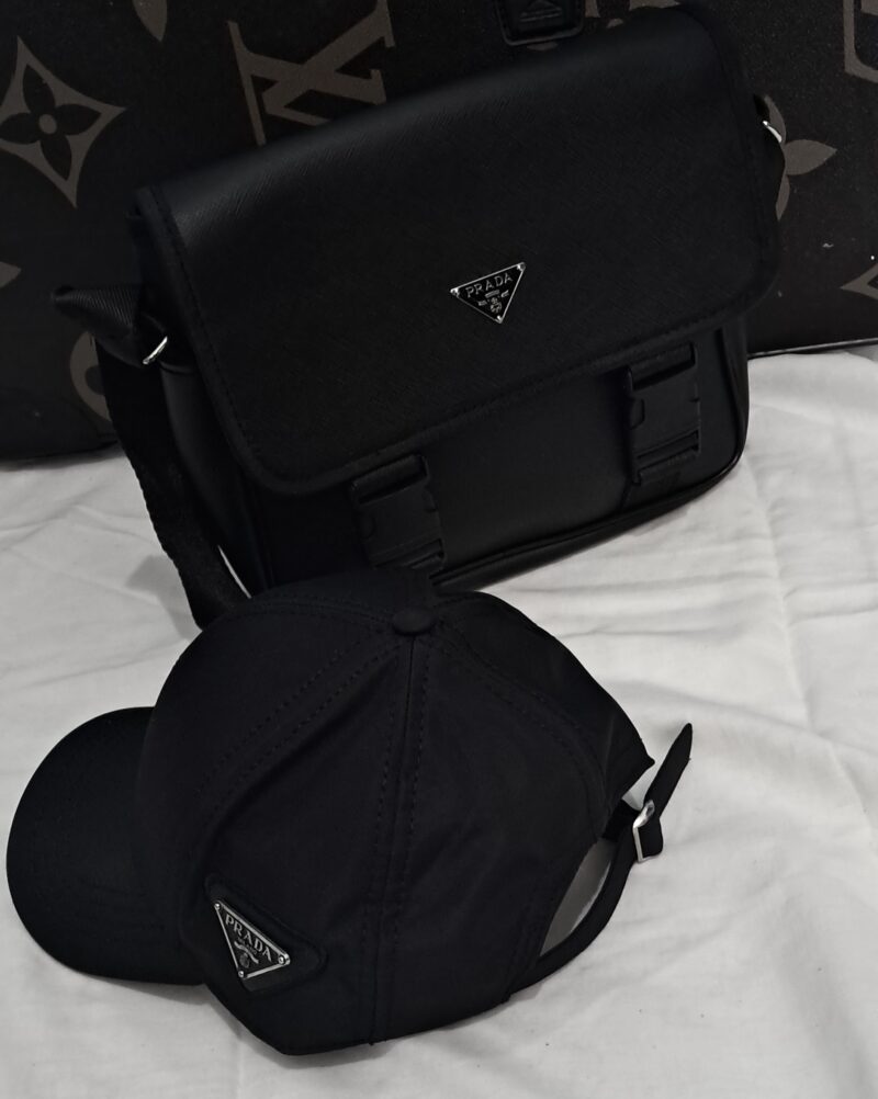 ⁦Pack  PRADA 🖤 Casquette  +  Sacoche⁩ - الصورة ⁦4⁩
